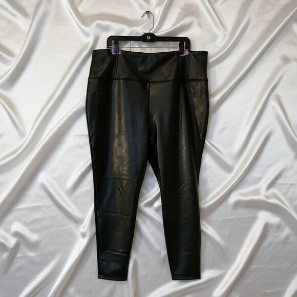 Tinseltown Plus Size 2X Black Faux Leather Leggings High Rise Vegan Pants NWOT - Picture 2 of 8